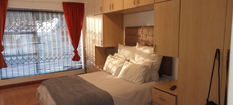 3 Bedroom Property for Sale in Peerless Park Western Cape